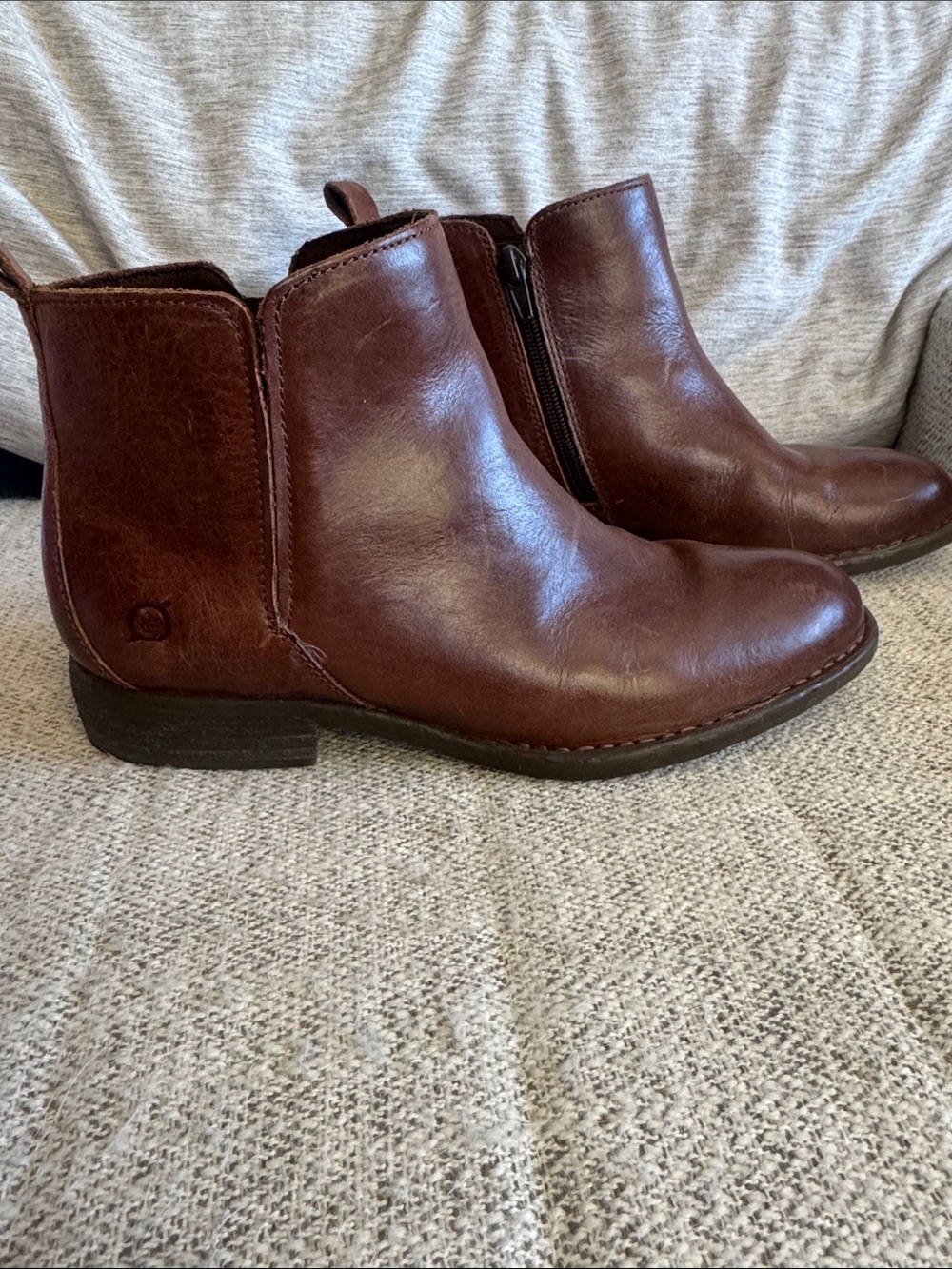 Born Women's Brown Leather Chelsea Ankle Boots